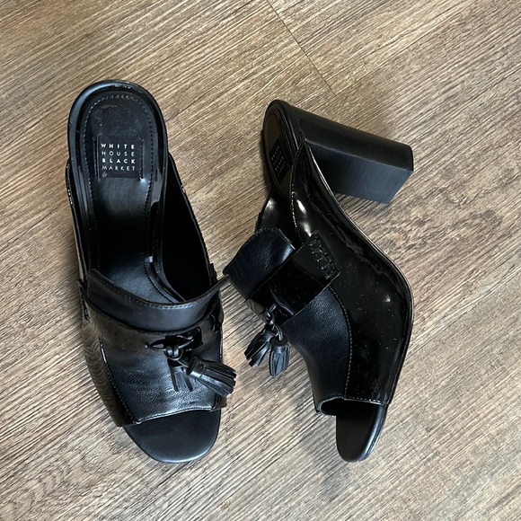 39. White House Black Market Ariah Oxford Mules size 9 - Picture 4 of 9
